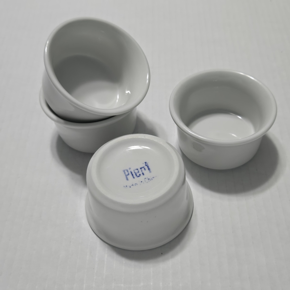 Set of 4 Pier 1 White Ramekins Souffle Bowls Dishes custard cups